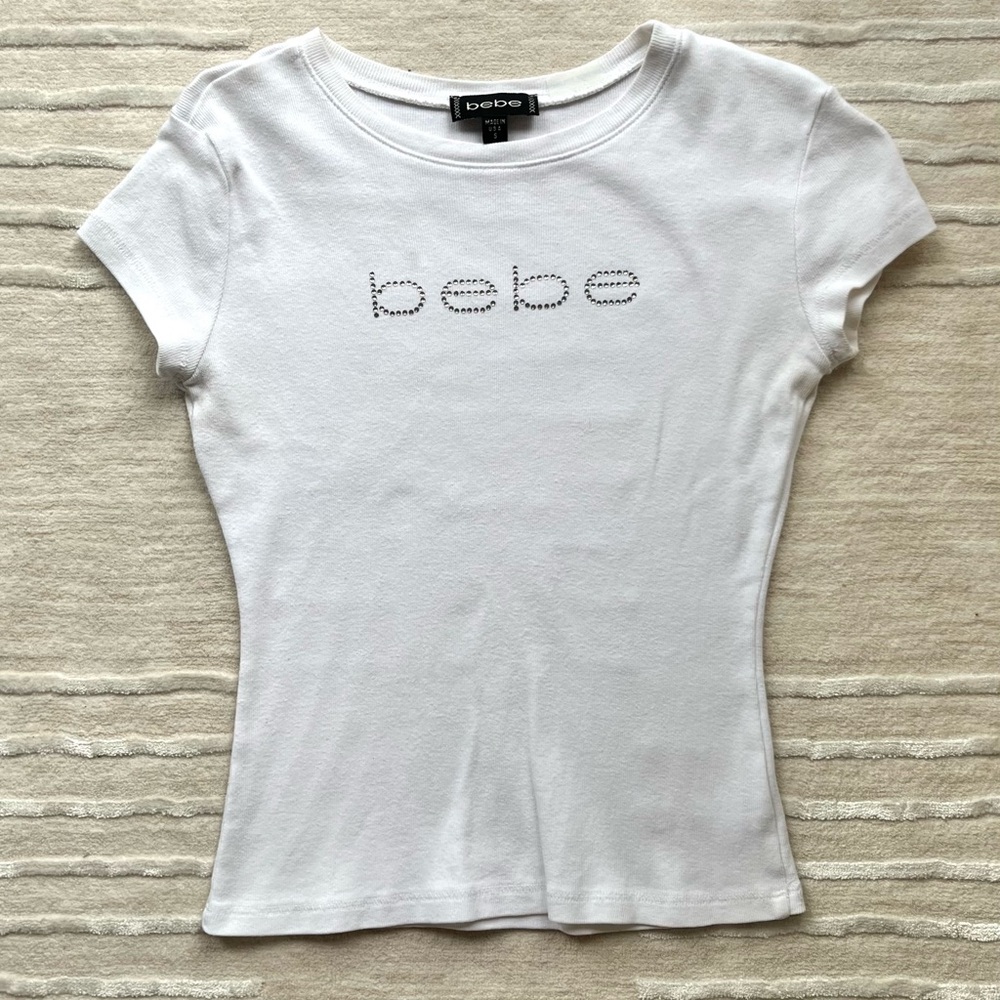 Bebe White Fitted Cap Sleeve T-Shirt